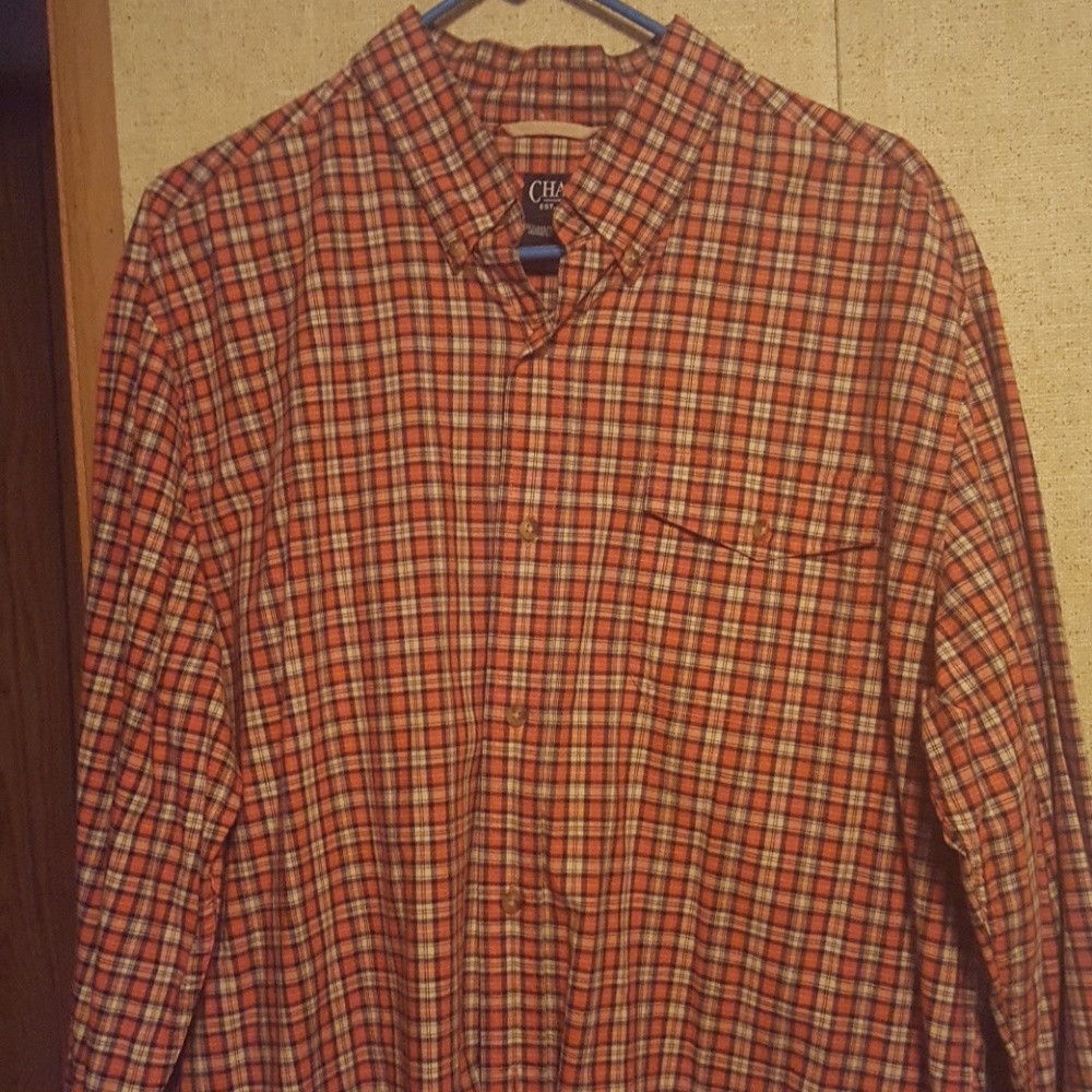 Men's long sleeve shirt button down